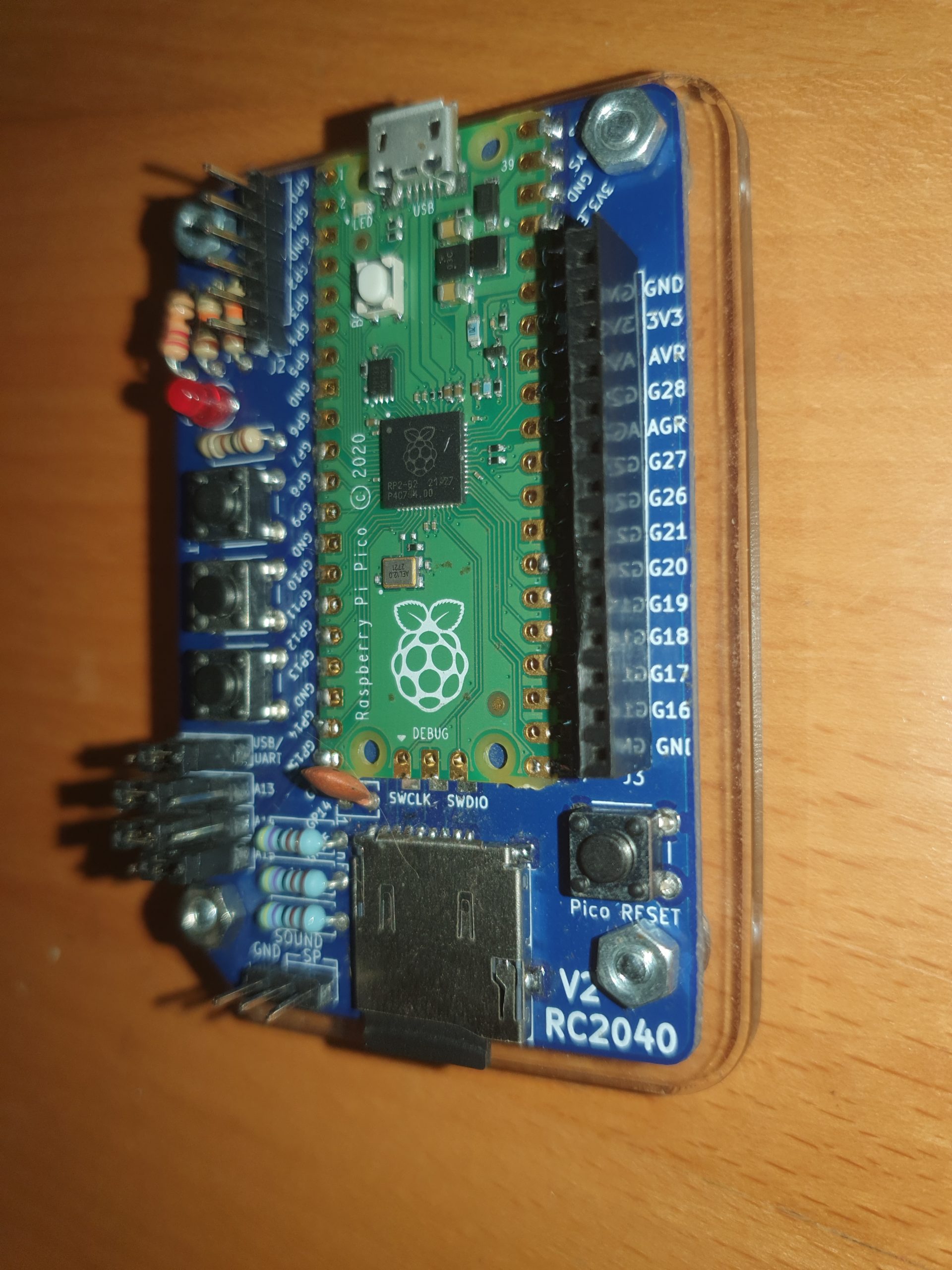 20220921_123854 RC2040 Retro emulated Z80 CPM computer